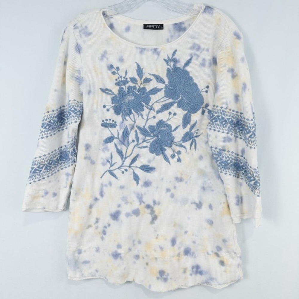APNY Floral Embroidered Tie Dye Waffle Knit 3/4 Sleeve Top Womens Small‎ Boho